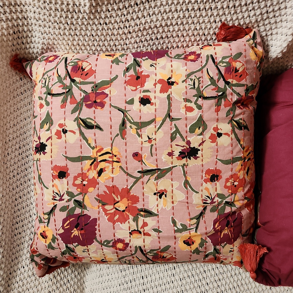 Throw pillows large floral